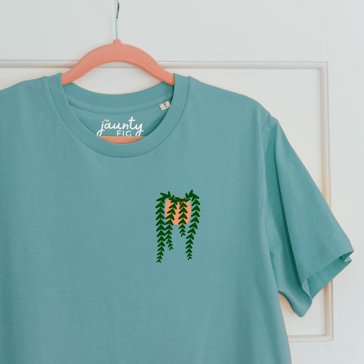 Hanging plant organic cotton t-shirt (sale)